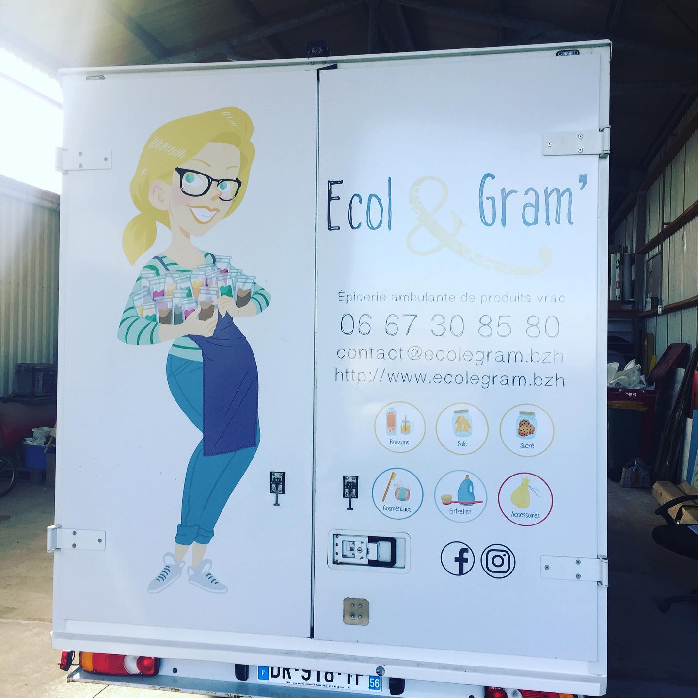 Camion Ecol & gram épicerie ambulante